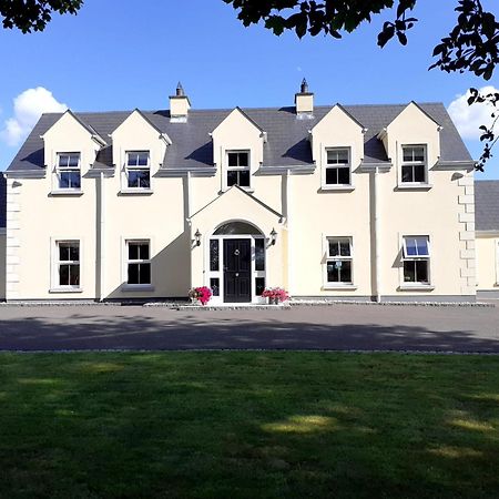 Bedroom No 3 Garden View Nobber Exterior photo